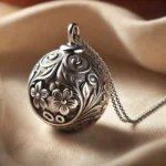 Pendentifs Bola Personnalisés : Gravures et Pierres de Naissance, un Bijou Chargé d’Histoire